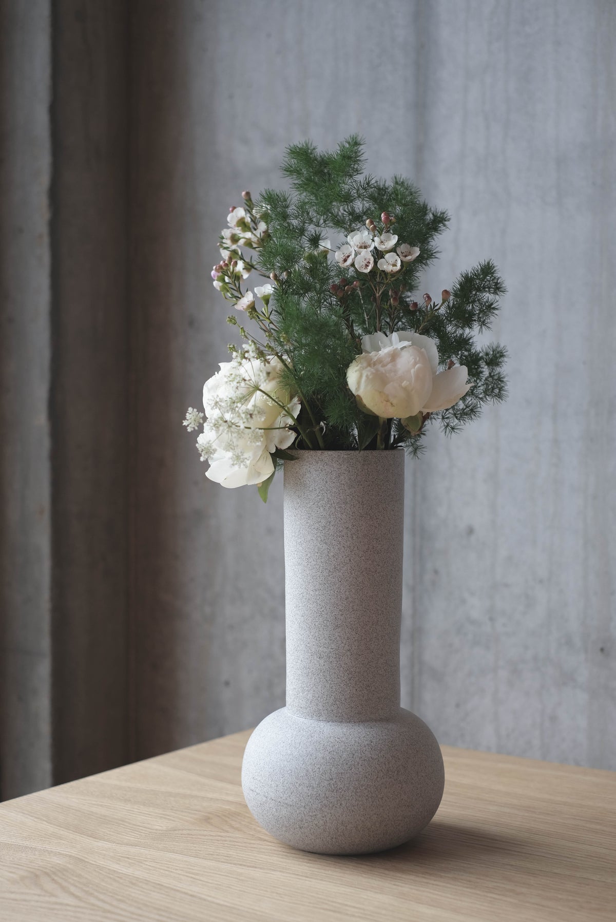 Lavala Column Vase