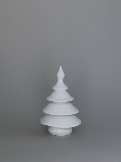 Ker Postulínsjólatré Postulíns jólatré Handmade porcelain christmas tree white